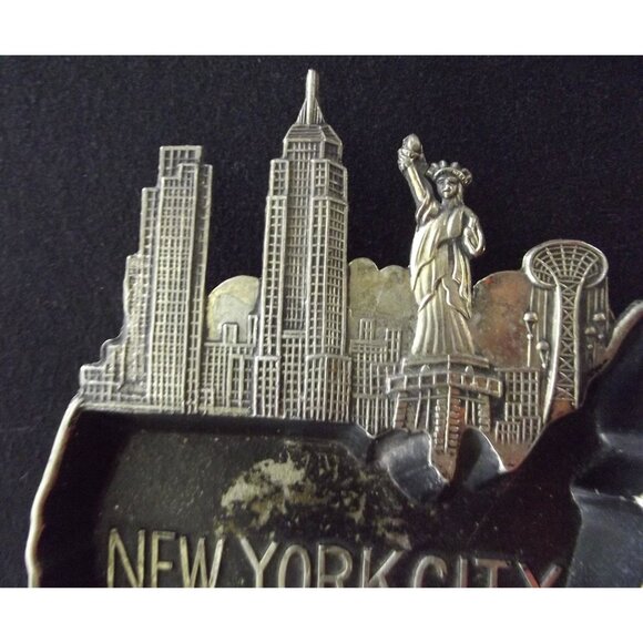 Vtg New York City Metal Ashtray Ring Dish Tray Souvenir Trinket NYC MCM Barwar - Picture 3 of 8